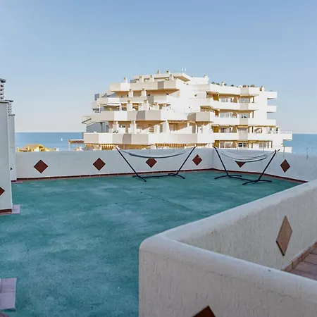 Benalbeach Penthouse Sea View Appart hôtel