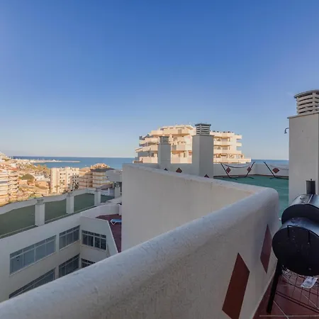 Benalbeach Penthouse Sea View Appart hôtel