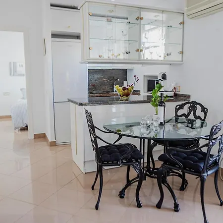 Benalbeach Penthouse Sea View Appart hôtel *