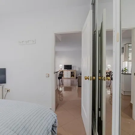 Appart hôtel Benalbeach Penthouse Sea View
