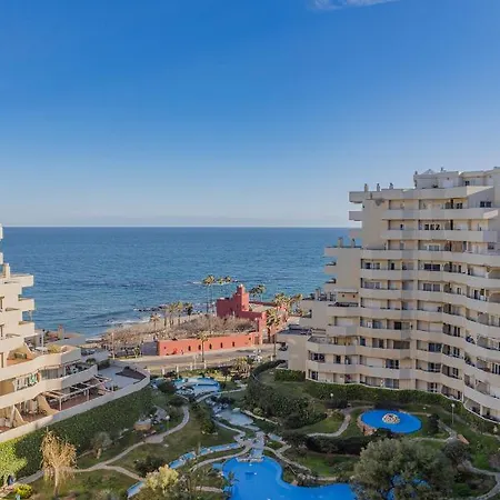 Benalbeach Penthouse Sea View Appart hôtel *
