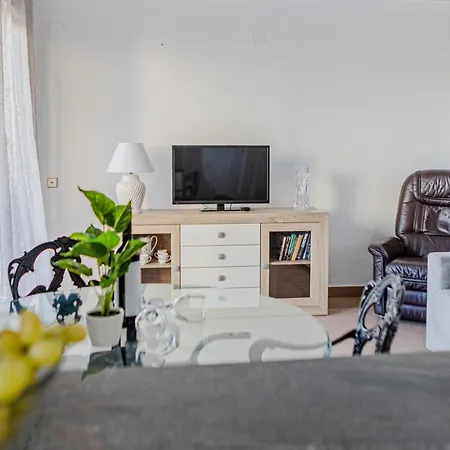 Benalbeach Penthouse Sea View Appart hôtel Benalmádena