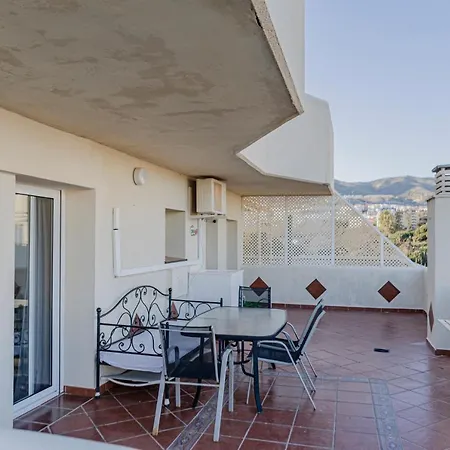 Benalbeach Penthouse Sea View Appart hôtel Benalmádena